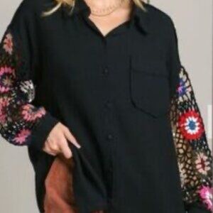 NWT LADIES SIZE S UMGEE BLACK GAUZE GRANNY SQUARE LONG SLEEVE BUTTON DOWN SHIRT